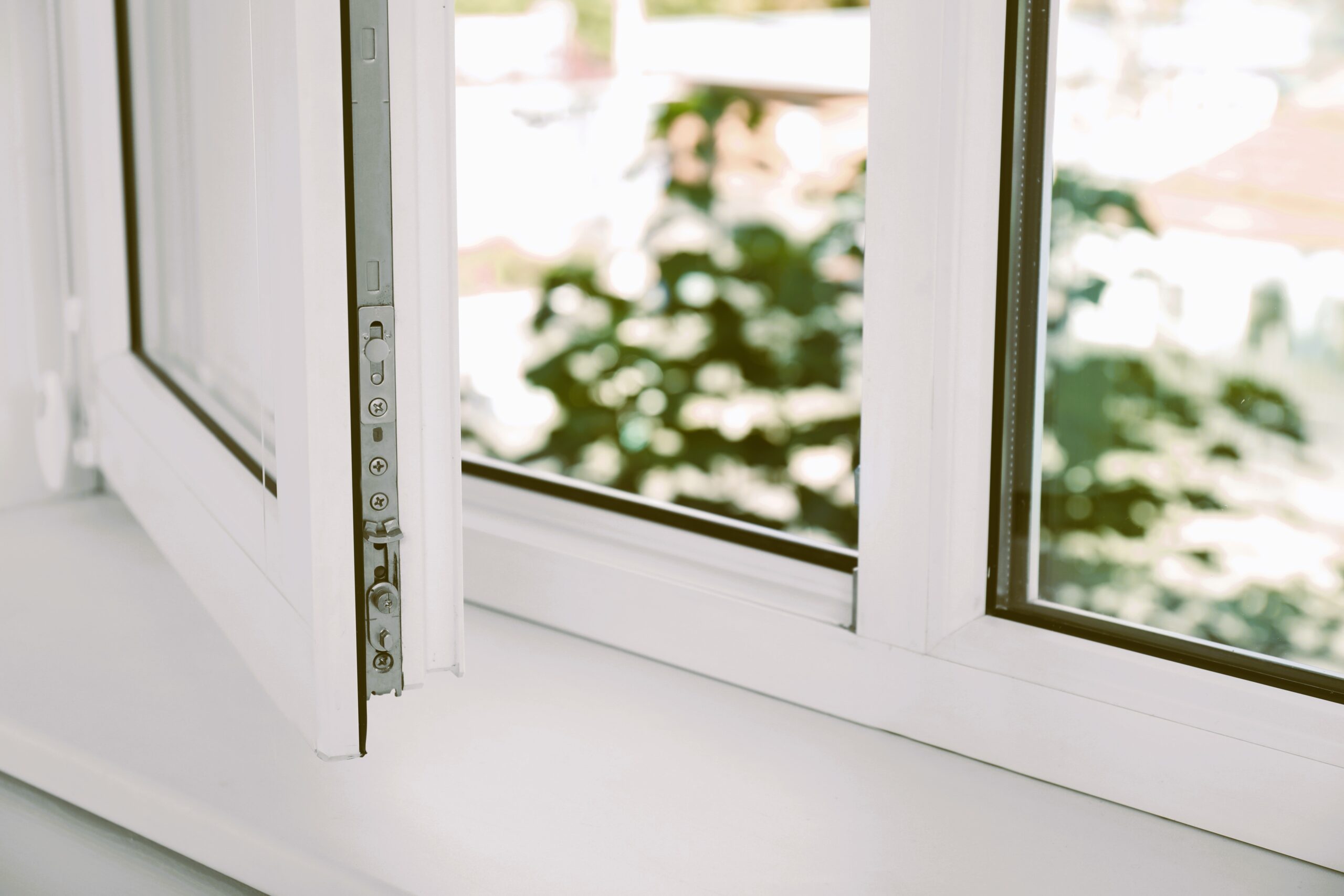 Modern ajar window