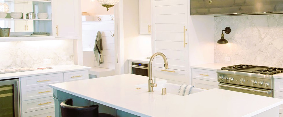 under cabinet lighting

